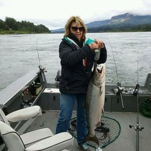 Meet your Posher, Sharon